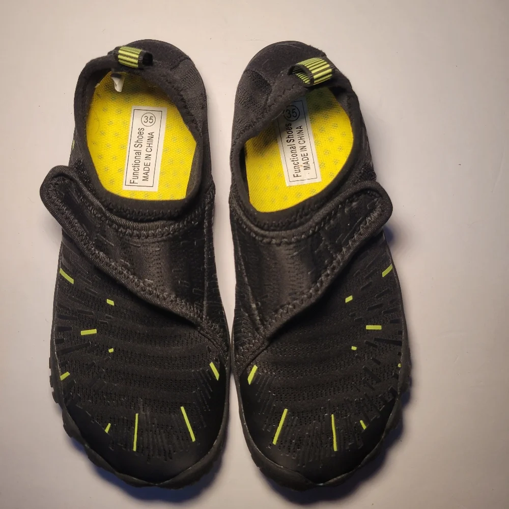 NWOT Wonesion Kids Youth Water Sports Shoes Slip On‎ Quick Dry Size 3/35